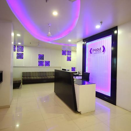 Jackpot Room In & Out Dormitory Ahmedabad Esterno foto